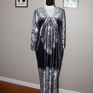 Ruth Norman for Saks Womens Blue Velour Maxi Dress Vintage Size Small Oversized